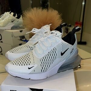 Nike Air Max 270